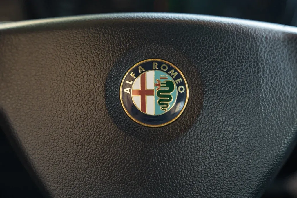 Alfa Romeo for sale | 1997 ALFA ROMEO GTV SPIDER 2.0 Twin Spark - Image 43