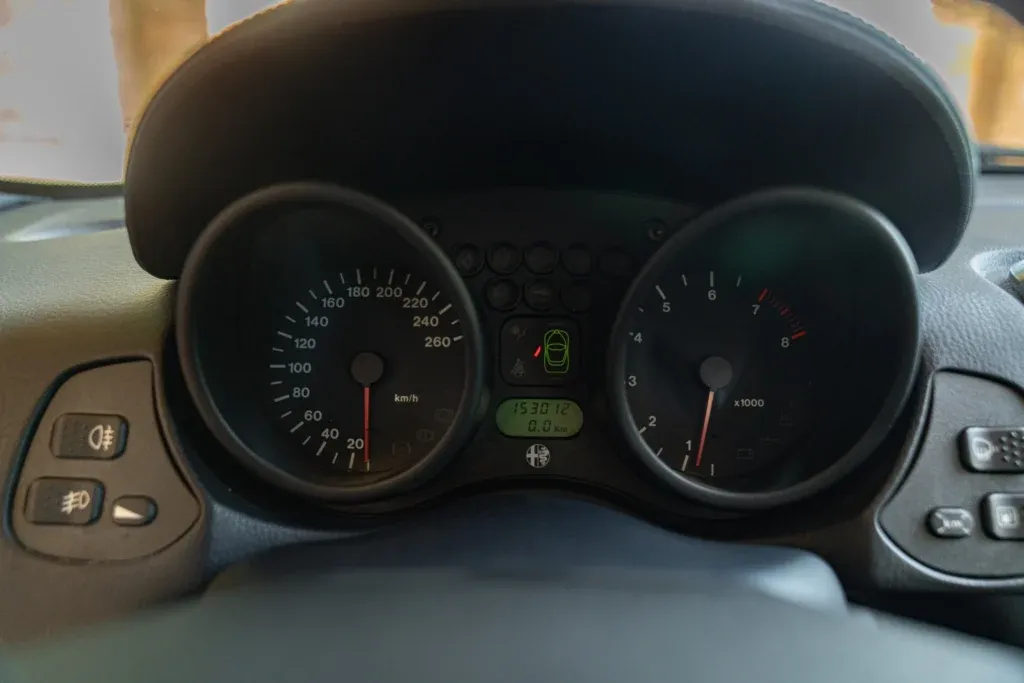 Alfa Romeo for sale | 1997 ALFA ROMEO GTV SPIDER 2.0 Twin Spark - Image 48