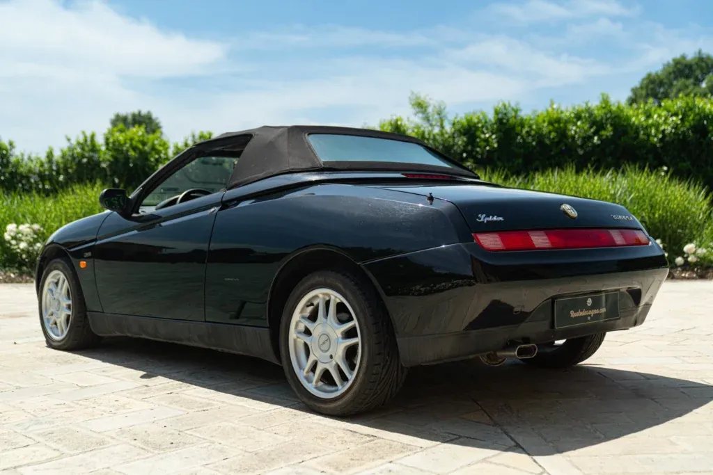 Alfa Romeo for sale | 1997 ALFA ROMEO GTV SPIDER 2.0 Twin Spark - Image 2