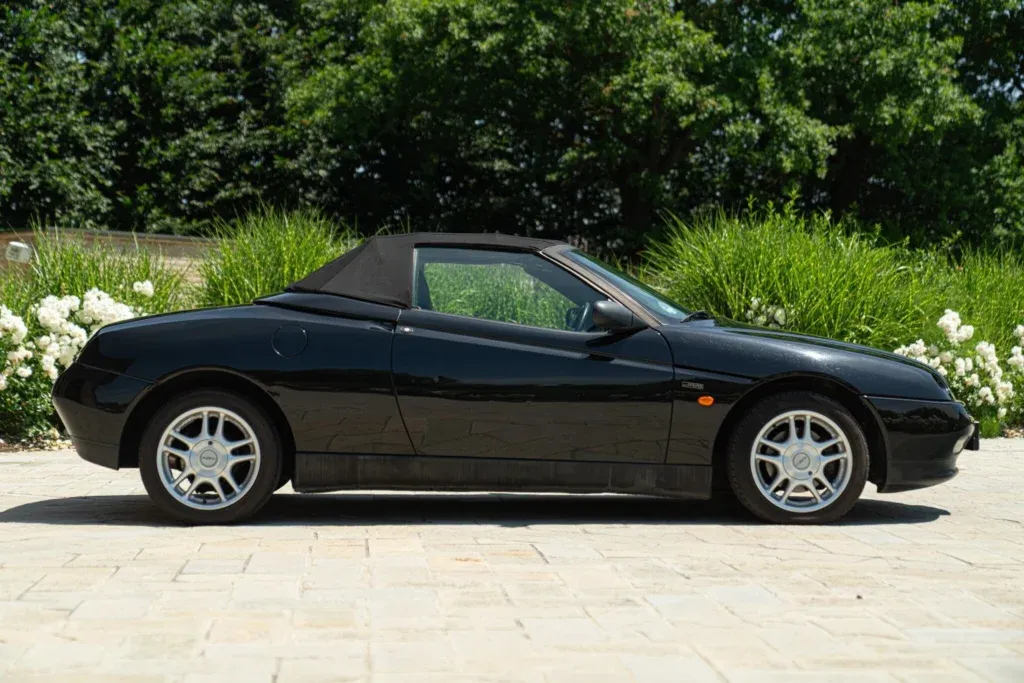 Alfa Romeo for sale | 1997 ALFA ROMEO GTV SPIDER 2.0 Twin Spark - Image 3
