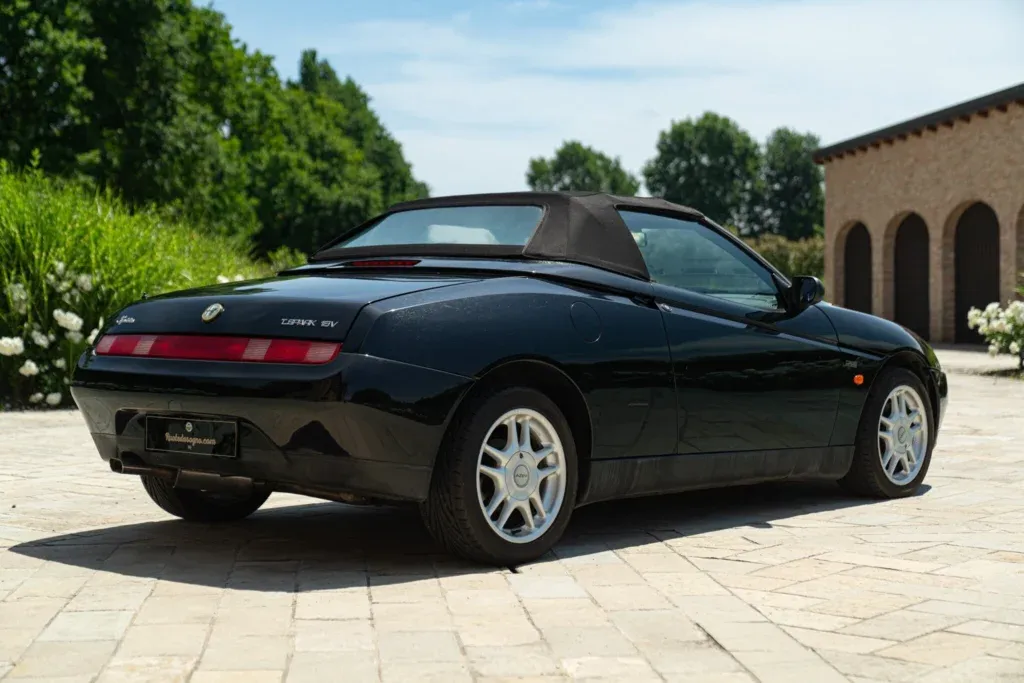 Alfa Romeo for sale | 1997 ALFA ROMEO GTV SPIDER 2.0 Twin Spark - Image 4