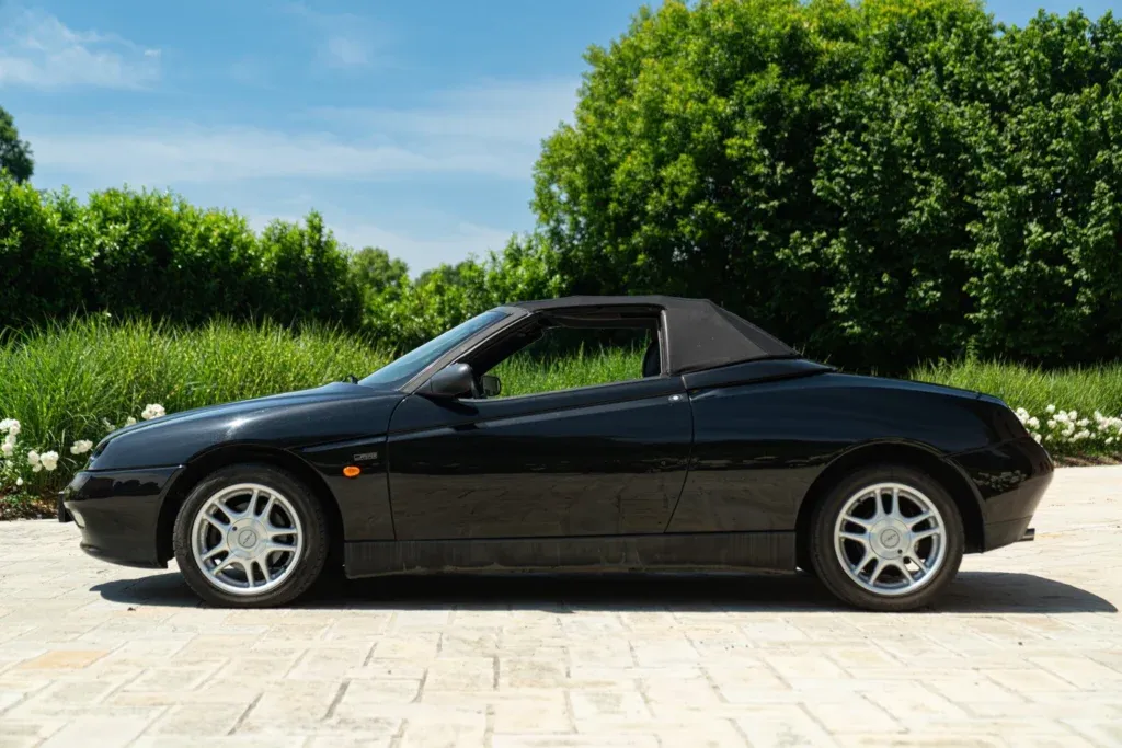 Alfa Romeo for sale | 1997 ALFA ROMEO GTV SPIDER 2.0 Twin Spark - Image 8