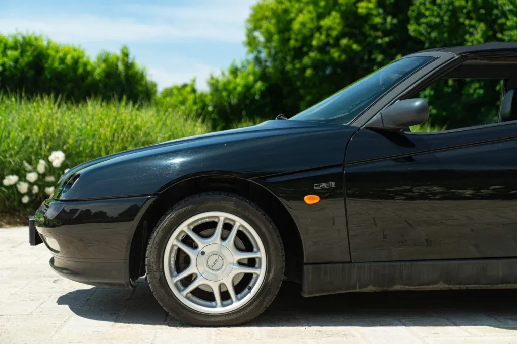 Alfa Romeo for sale | 1997 ALFA ROMEO GTV SPIDER 2.0 Twin Spark - Image 23