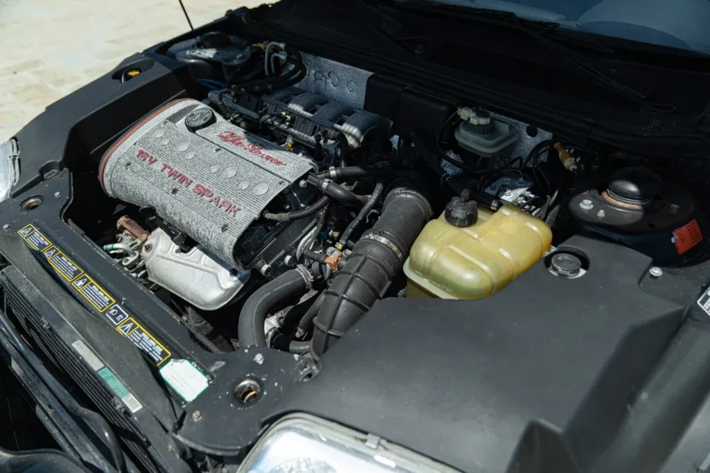 Alfa Romeo for sale | 1997 ALFA ROMEO GTV SPIDER 2.0 Twin Spark - Image 59