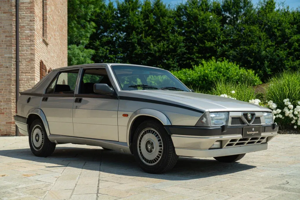 Alfa Romeo 75 / Milano for sale | 1989 ALFA ROMEO 75 2.0 - Image 2