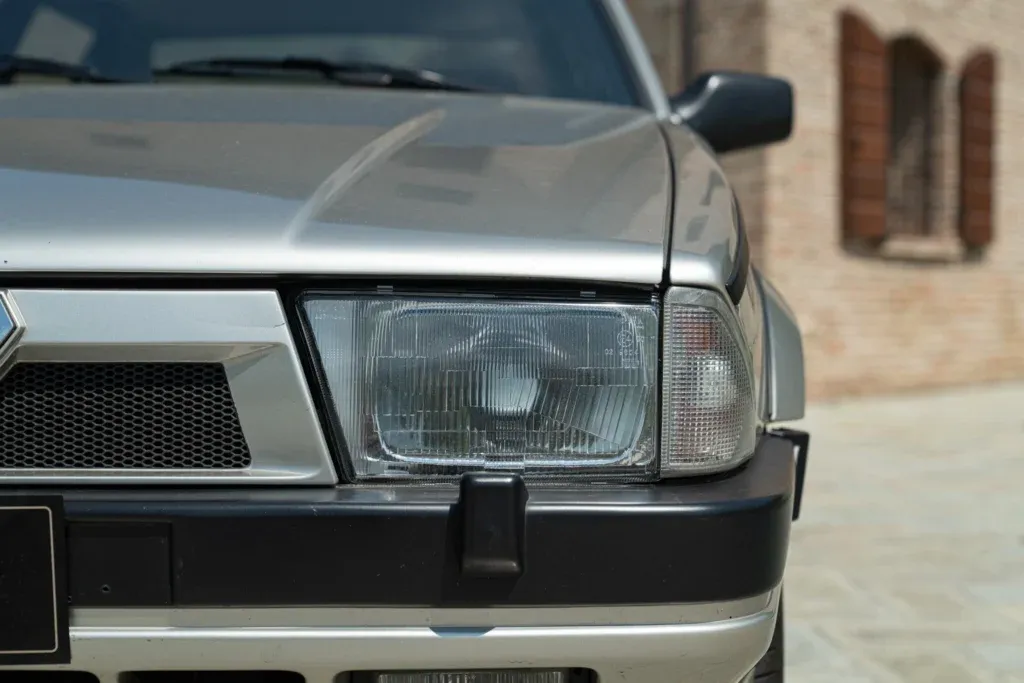 Alfa Romeo 75 / Milano for sale | 1989 ALFA ROMEO 75 2.0 - Image 13