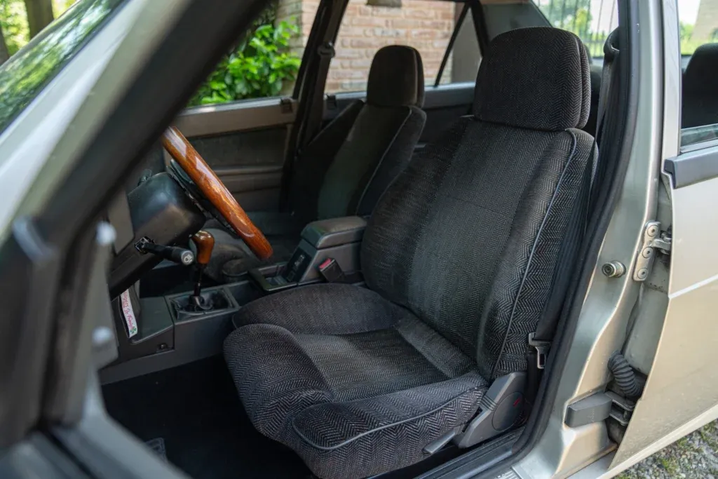 Alfa Romeo 75 / Milano for sale | 1989 ALFA ROMEO 75 2.0 - Image 32