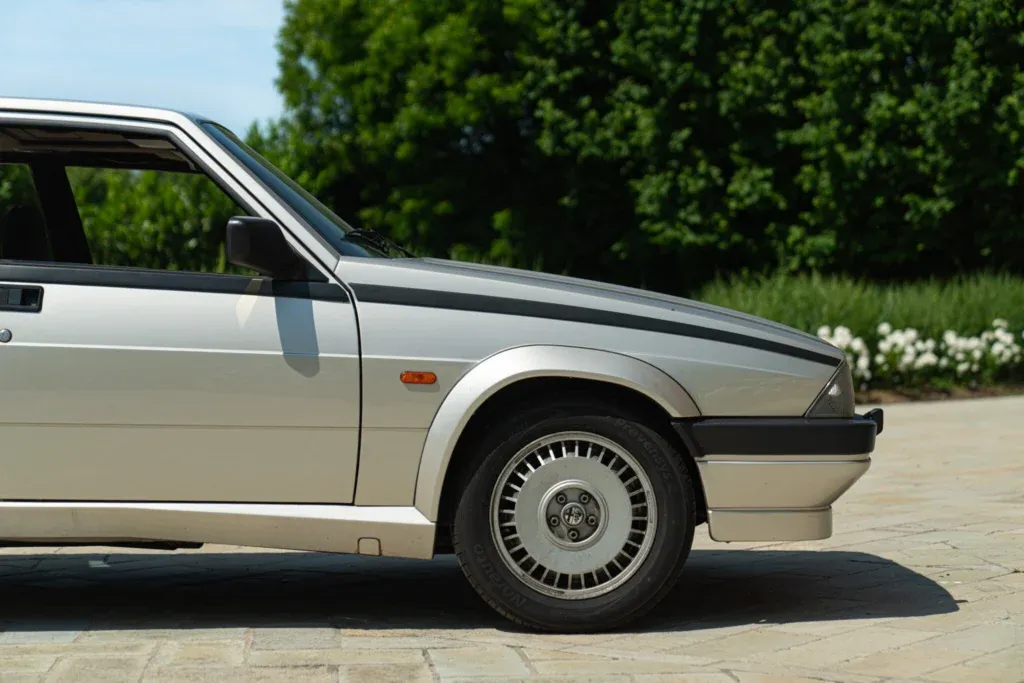 Alfa Romeo 75 / Milano for sale | 1989 ALFA ROMEO 75 2.0 - Image 18