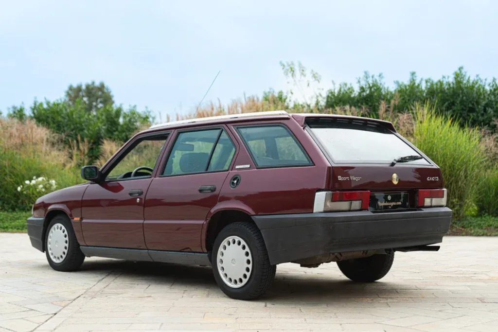 Alfa Romeo 33 for sale | 1992 ALFA ROMEO 33 1.3 I.E. 4X4 SPORT WAGON - Image 6