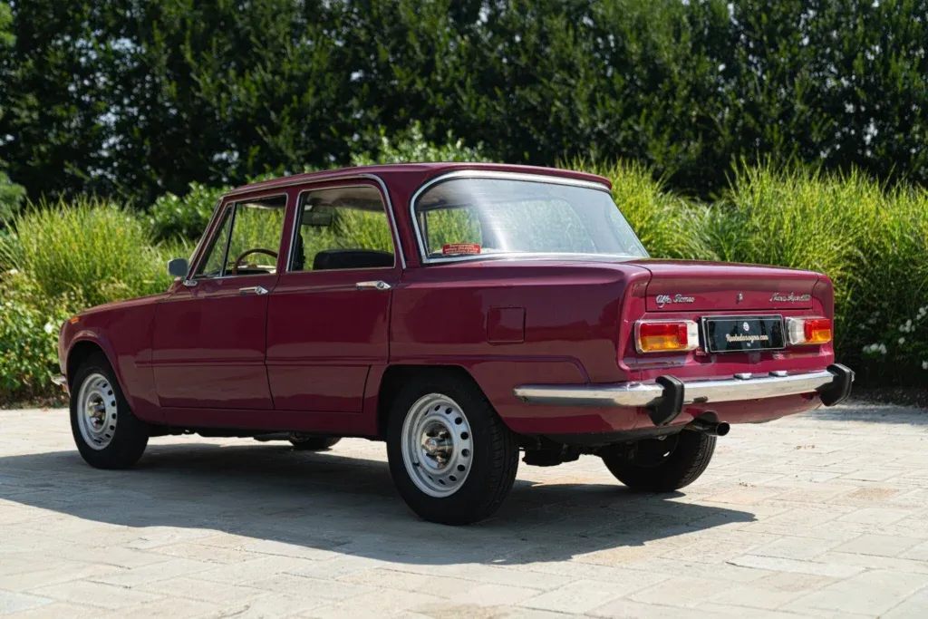 Alfa Romeo Giulia (105/115) Berlina for sale | 1974 ALFA ROMEO GIULIA NUOVA SUPER 1300 - Image 6