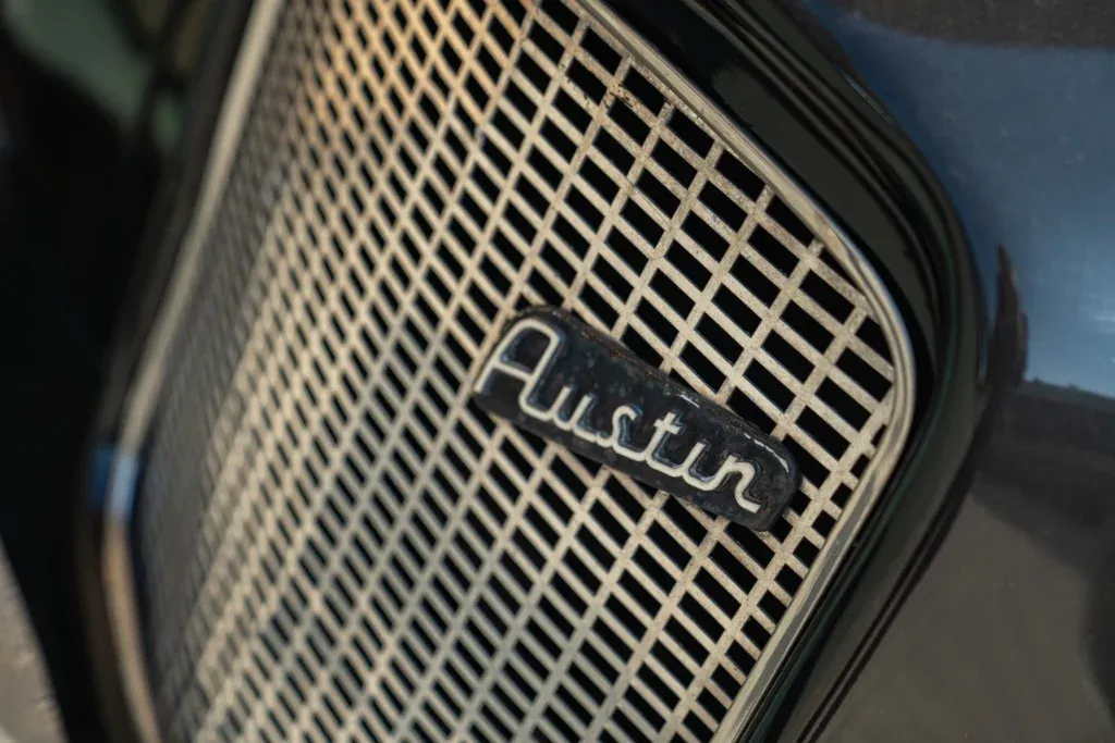 Austin FX4 for sale | 1961 AUSTIN FX4 “LONDON TAXI” - Image 5