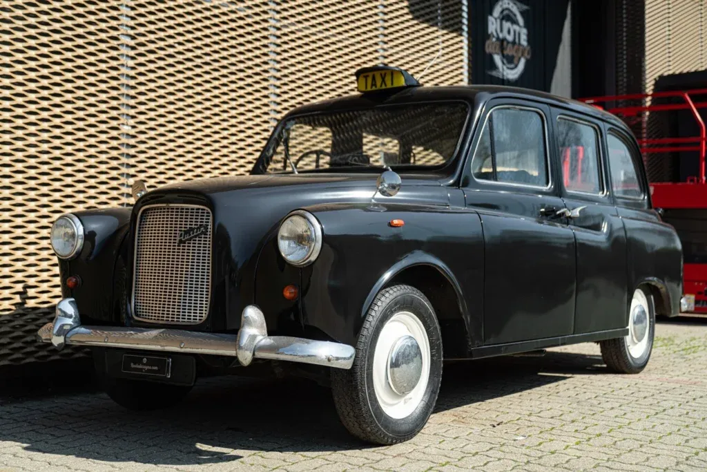 Austin FX4 for sale | 1961 AUSTIN FX4 'LONDON TAXI'