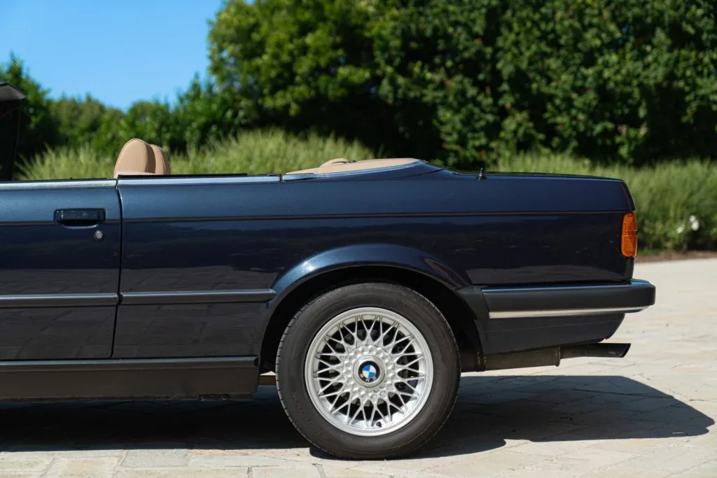 BMW 3 Series for sale | 1989 BMW E30 Cabriolet - Image 15