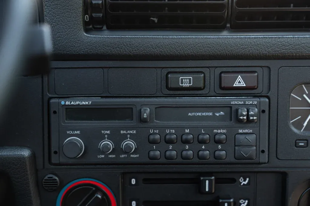 BMW 3 Series for sale | 1989 BMW E30 Cabriolet - Image 55