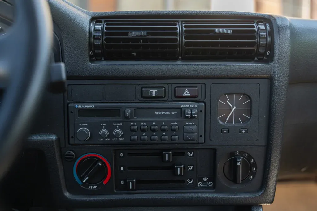 BMW 3 Series for sale | 1989 BMW E30 Cabriolet - Image 56