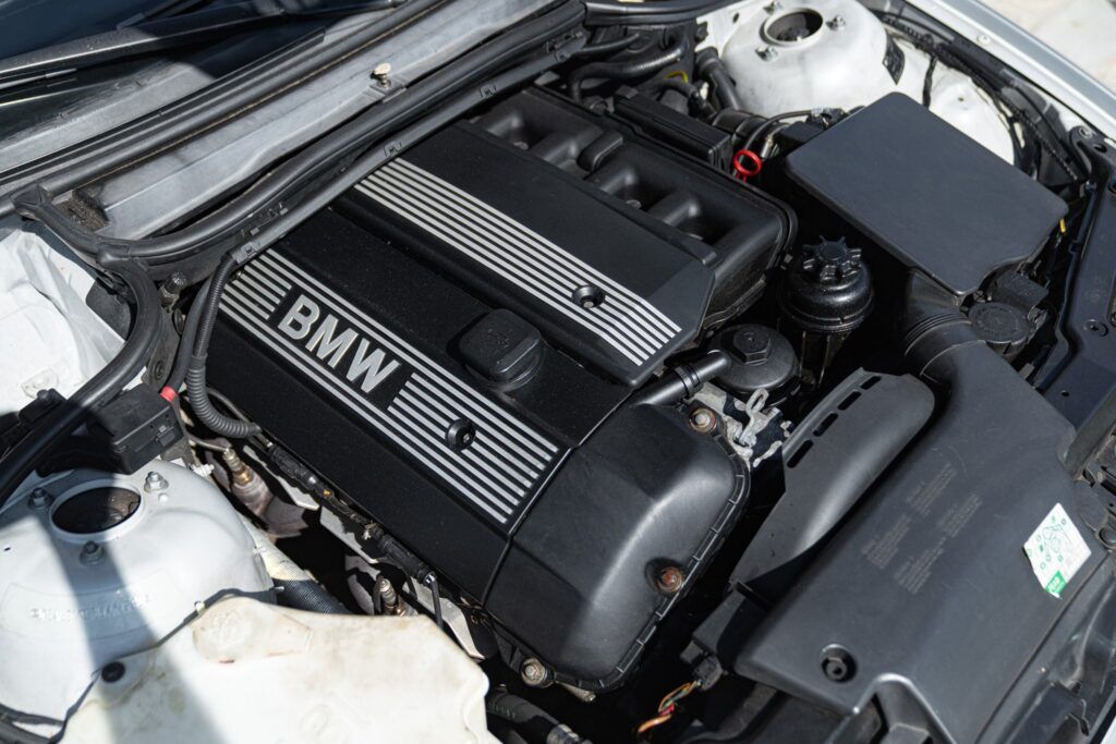 BMW 3 Series for sale | 2001 BMW 320 Ci - Image 51