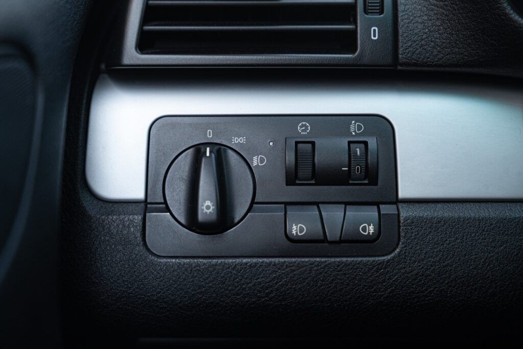 BMW 3 Series for sale | 2001 BMW 320 Ci - Image 40