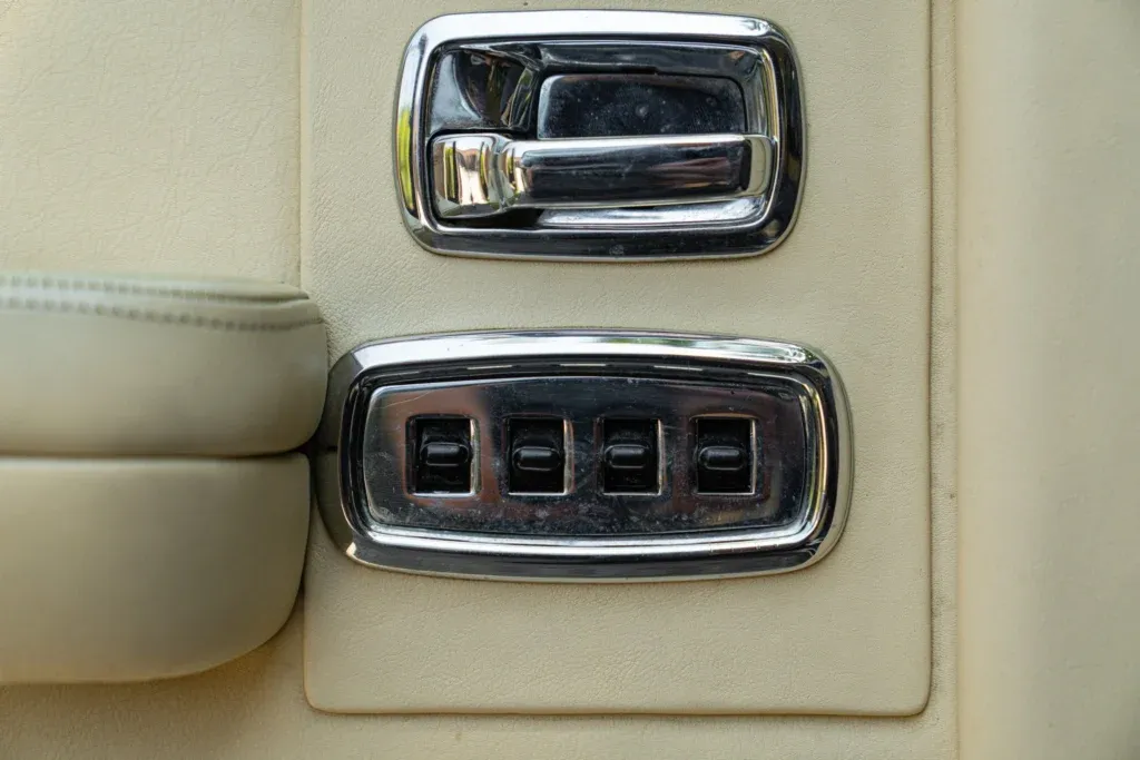 Bentley Mulsanne for sale | 1985 BENTLEY MULSANNE – BRV (Bullet Resistant Vehicle) - Image 43