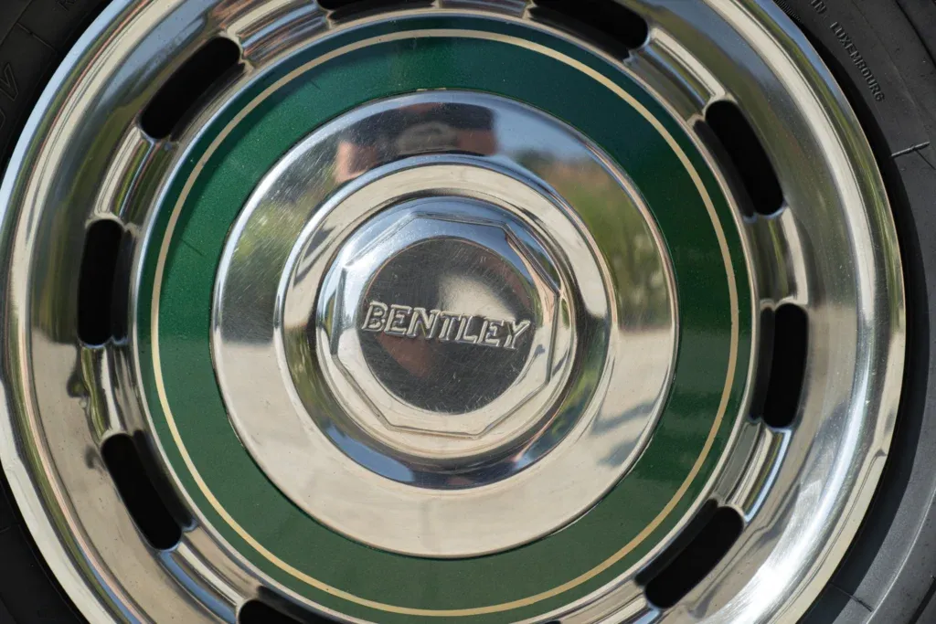 Bentley T1 for sale | 1973 BENTLEY T1 - Image 9