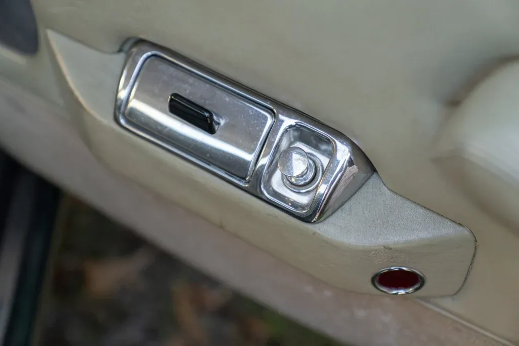 Bentley T1 for sale | 1973 BENTLEY T1 - Image 26