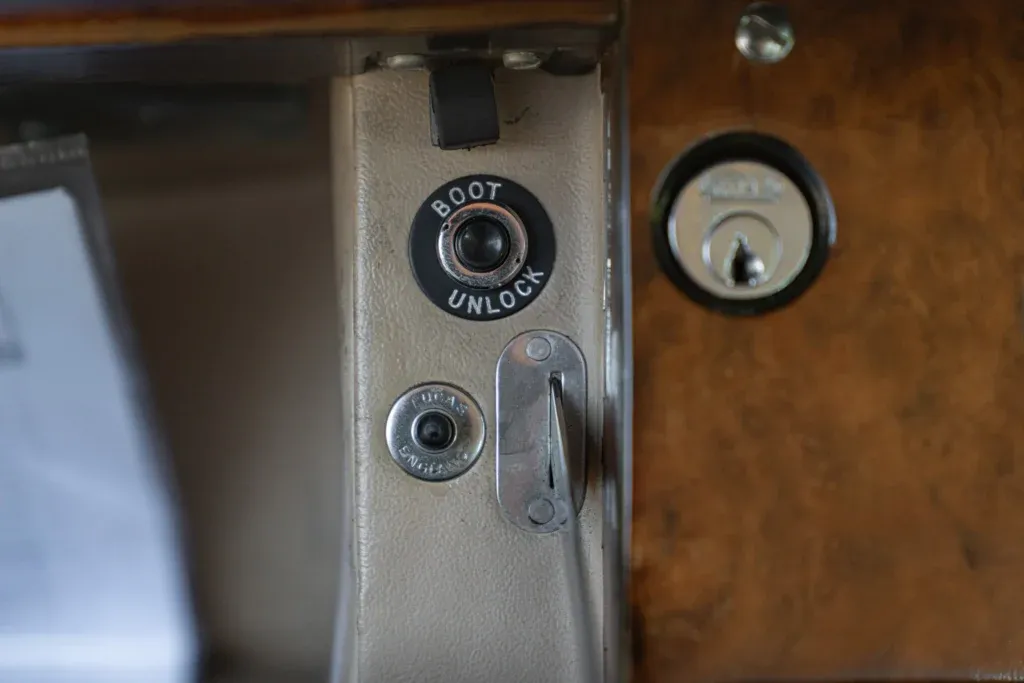 Bentley T1 for sale | 1973 BENTLEY T1 - Image 52