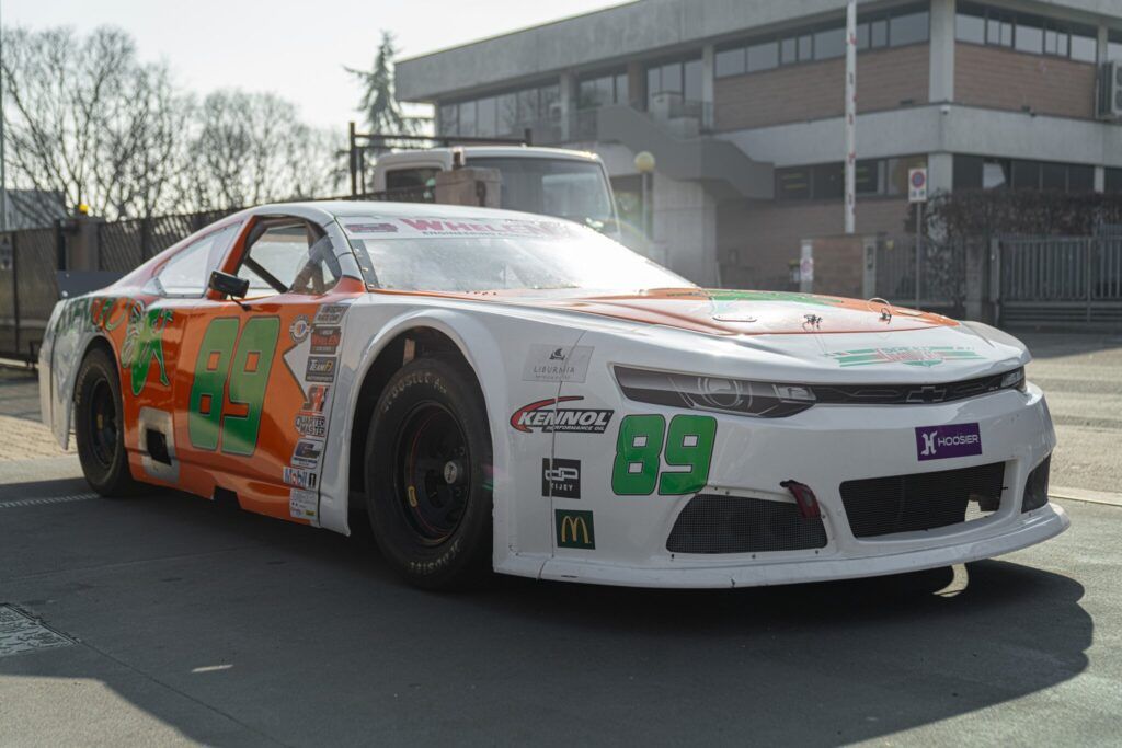 Chevrolet Monte Carlo for sale | 2010 CHEVROLET NASCAR RC01 - Image 2