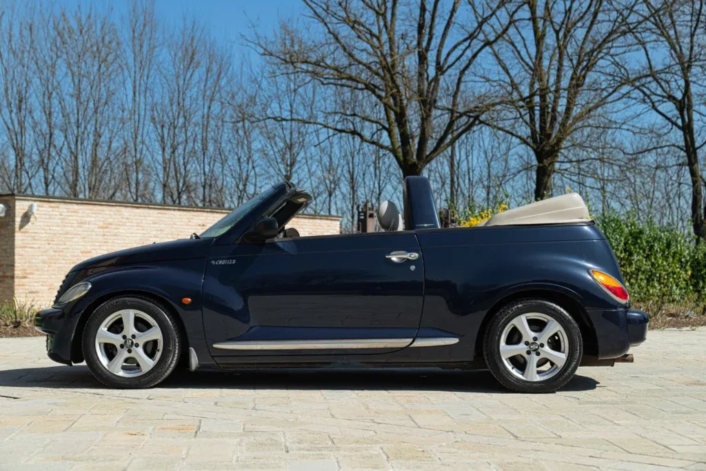 Chrysler PT Cruiser for sale | 2005 CHRYSLER PT CRUISER LIMITED 2.4 L CABRIOLET - Image 4