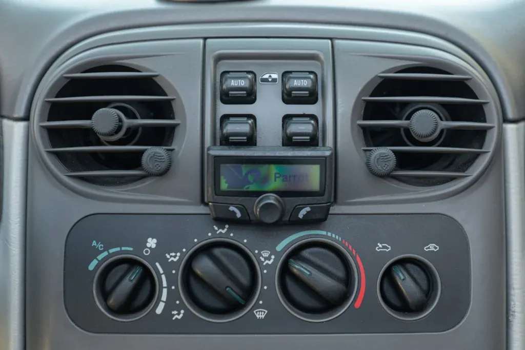 Chrysler PT Cruiser for sale | 2005 CHRYSLER PT CRUISER LIMITED 2.4 L CABRIOLET - Image 49