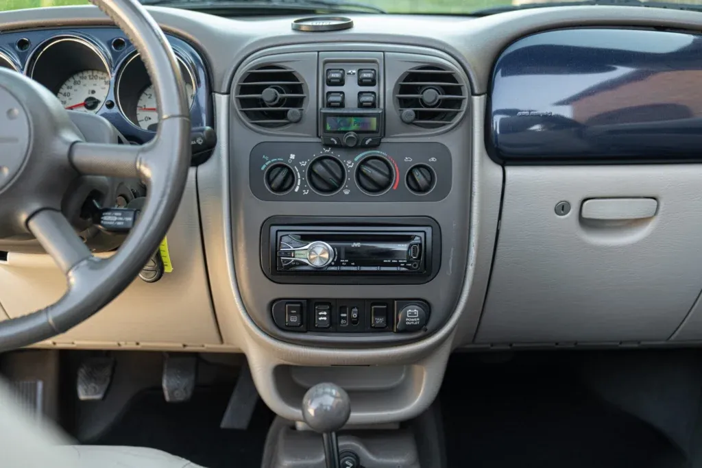 Chrysler PT Cruiser for sale | 2005 CHRYSLER PT CRUISER LIMITED 2.4 L CABRIOLET - Image 50