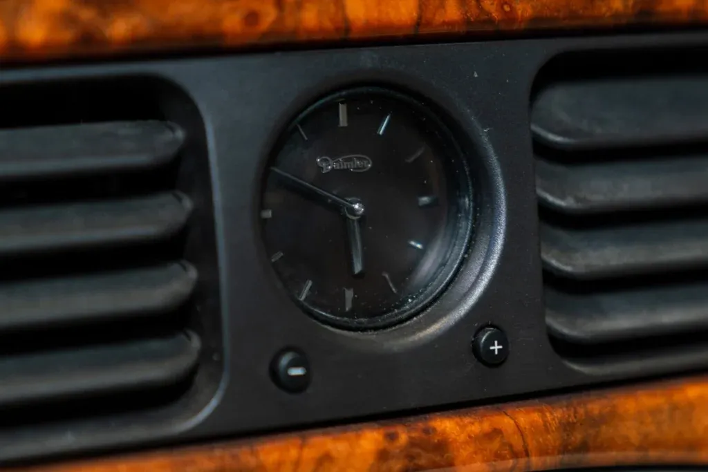 Daimler Eight for sale | 1997 DAIMLER V8 LWB - Image 48