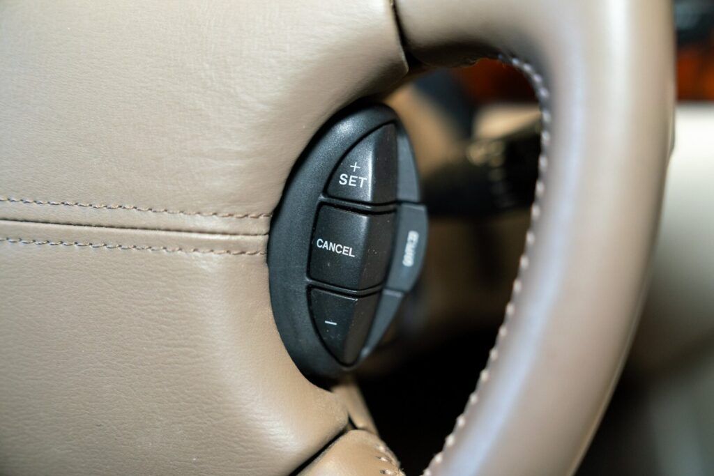 Daimler Eight for sale | 1997 DAIMLER V8 LWB - Image 49