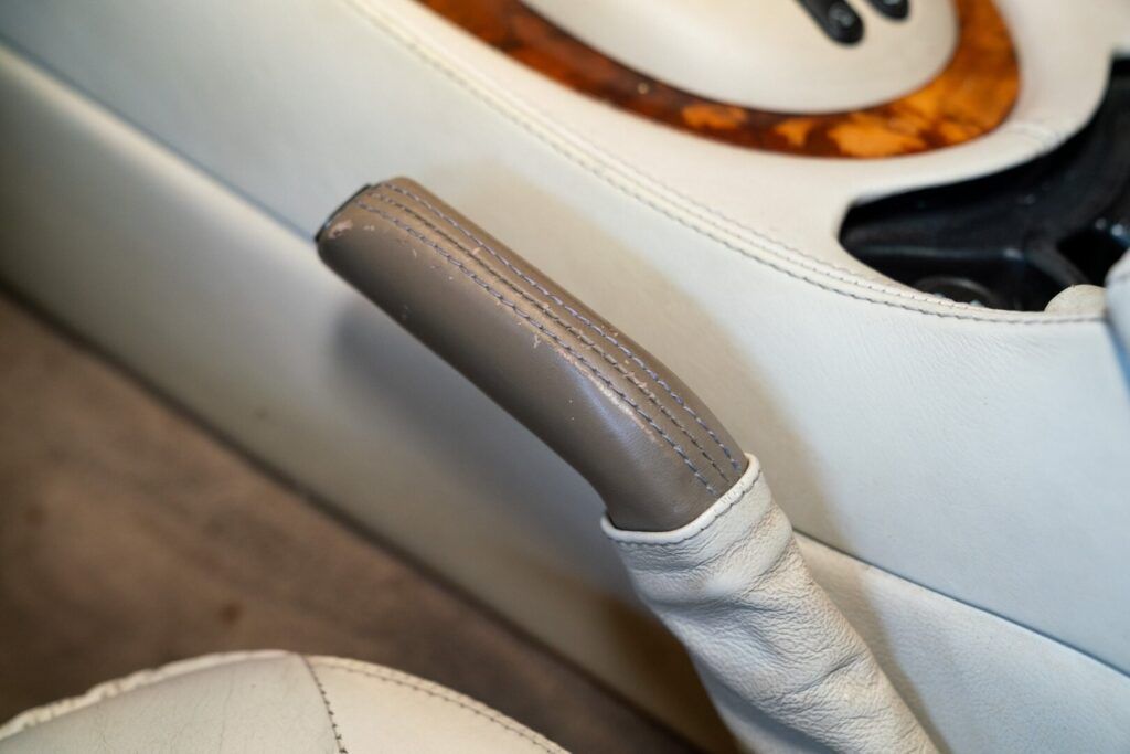 Daimler Eight for sale | 1997 DAIMLER V8 LWB - Image 50