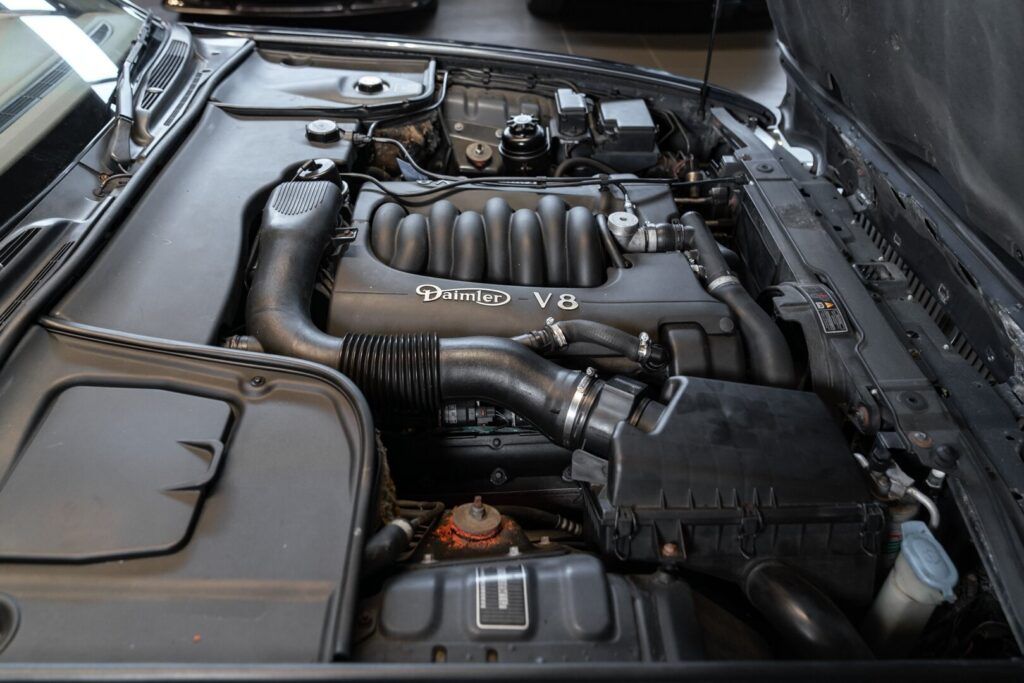 Daimler Eight for sale | 1997 DAIMLER V8 LWB - Image 75