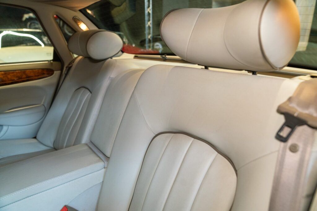 Daimler Eight for sale | 1997 DAIMLER V8 LWB - Image 34