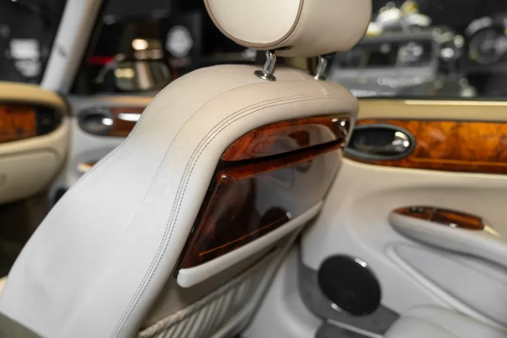 Daimler Eight for sale | 1997 DAIMLER V8 LWB - Image 33