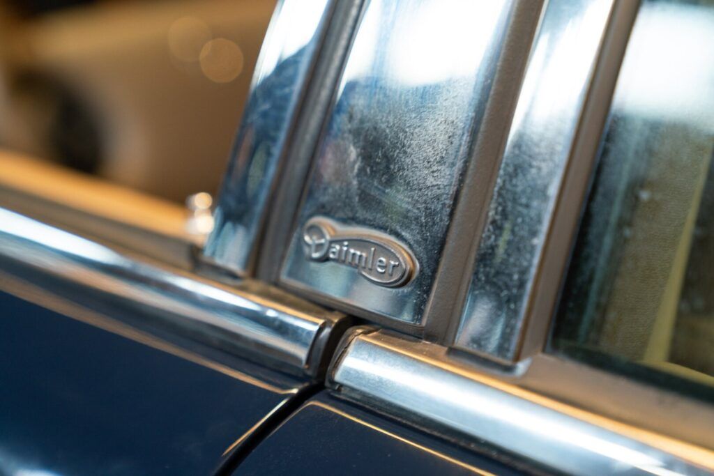 Daimler Eight for sale | 1997 DAIMLER V8 LWB - Image 21