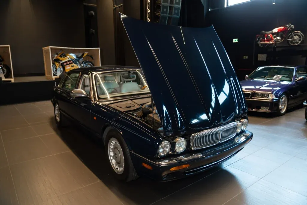 Daimler Eight for sale | 1997 DAIMLER V8 LWB - Image 69