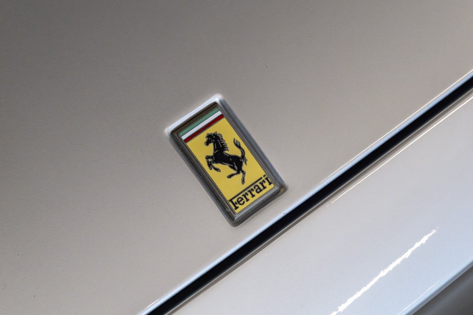 Ferrari Mondial for sale | 1987 FERRARI MONDIAL 3.2 - Image 14