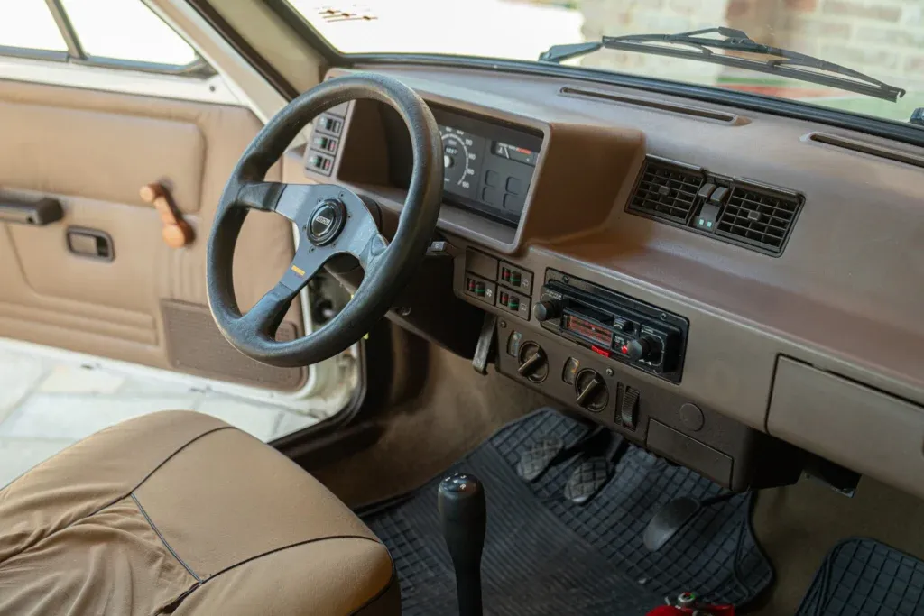 Fiat Ritmo / Strada for sale | 1980 FIAT RITMO 60 L REPLICA ALITALIA - Image 28