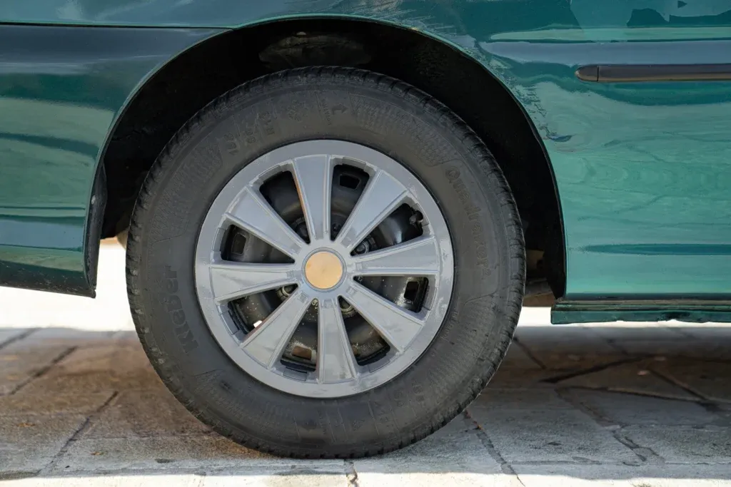 Hyundai Accent for sale | 1997 Hyundai Accent Coupe - Image 10