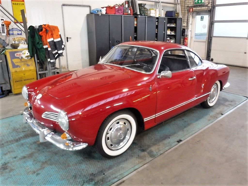 Volkswagen Karmann Ghia for sale | Volkswagen - Karmann Ghia Red - Image 2