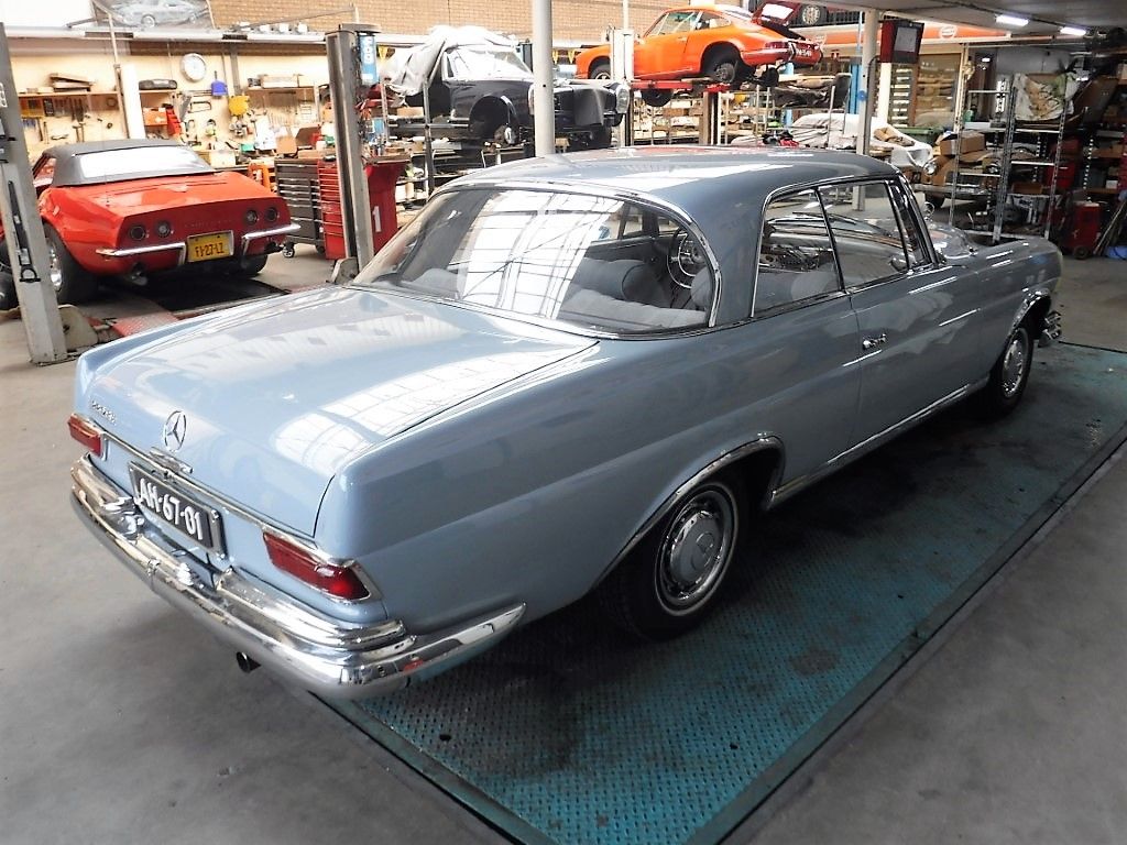 Mercedes-Benz Fintail (Heckflosse) for sale | Mercedes - 220 SE Coupe W111 - Image 11