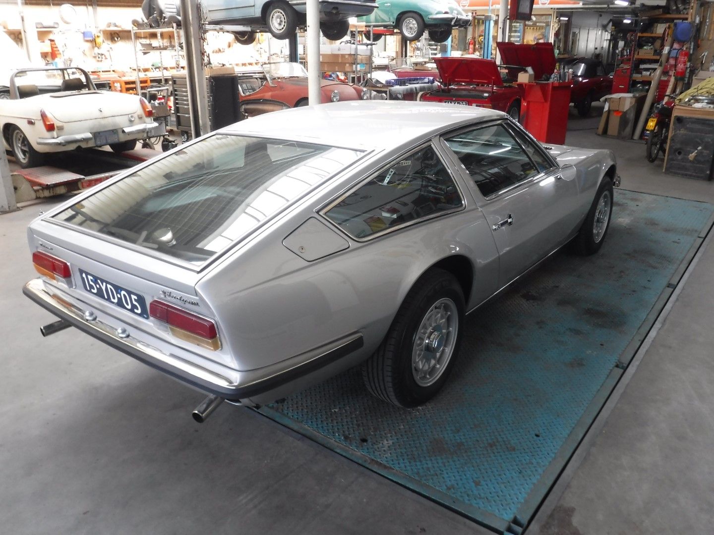 Maserati Indy for sale | Maserati - Indy 4.9 ltr silver - Image 11