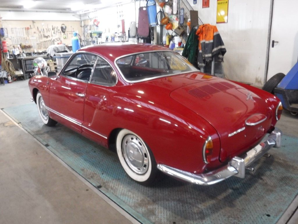 Volkswagen Karmann Ghia for sale | Volkswagen - Karmann Ghia Red - Image 4
