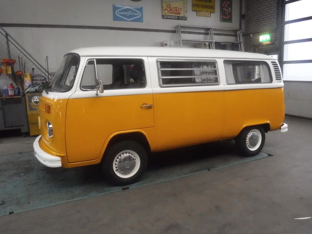Volkswagen Transporter for sale | Volkswagen - T2 Bus - Image 5