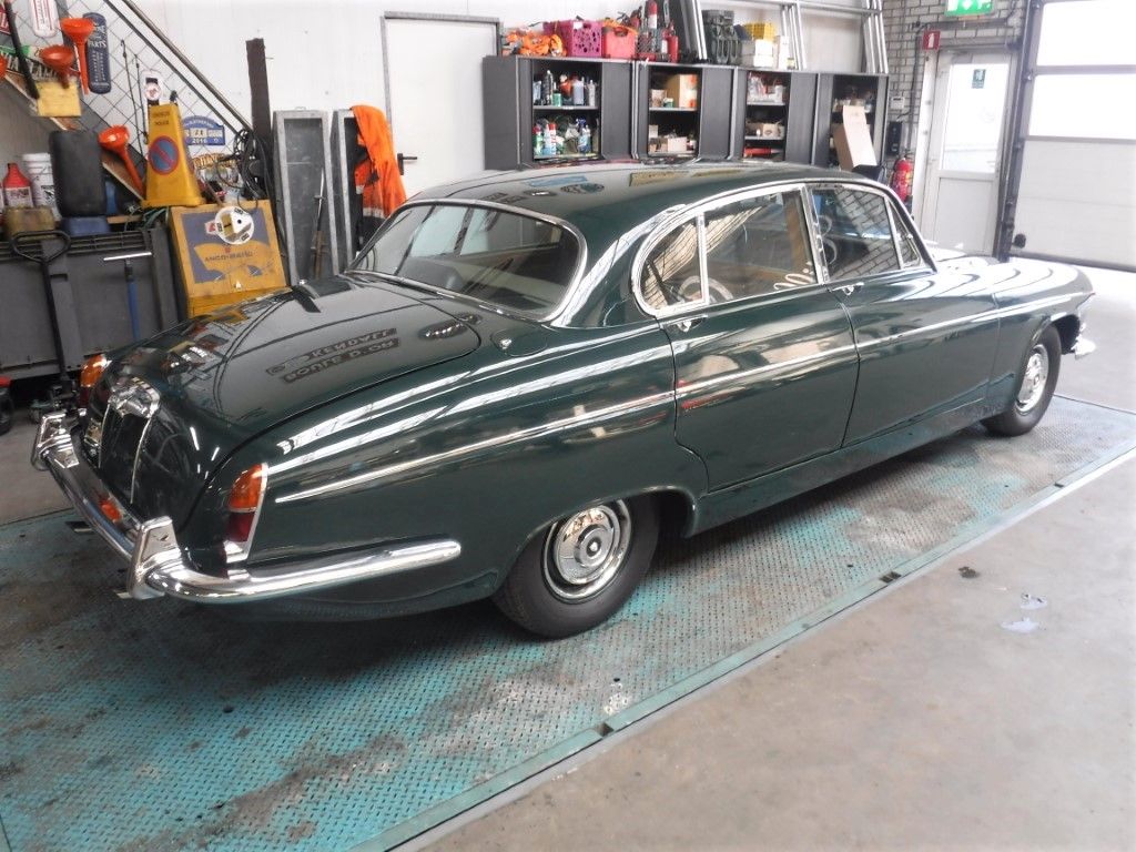 Jaguar 420G for sale | Jaguar - 420G Saloon no. 7776 - Image 5