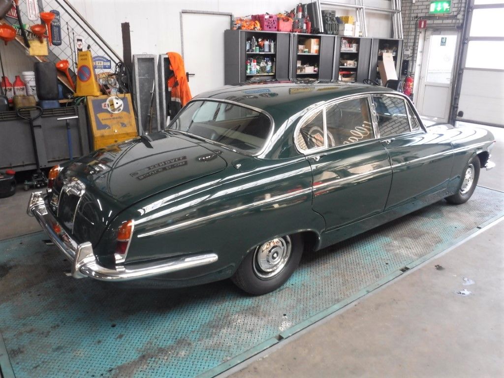 Jaguar 420G for sale | Jaguar - 420G Saloon no. 7776 - Image 6