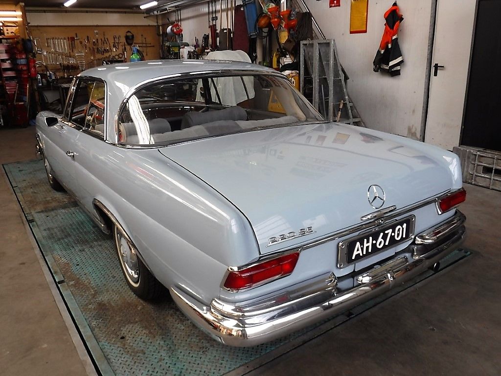 Mercedes-Benz Fintail (Heckflosse) for sale | Mercedes - 220 SE Coupe W111 - Image 15