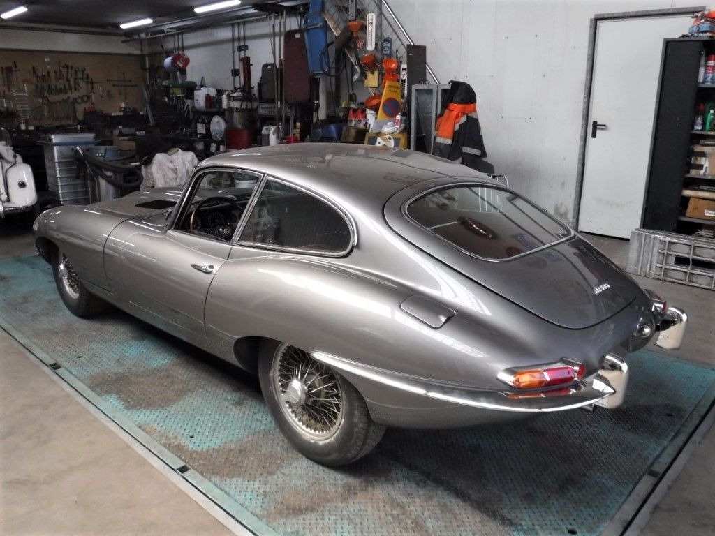 Jaguar E-Type for sale | Jaguar - 1 ste serie E-type 1962 - Image 9