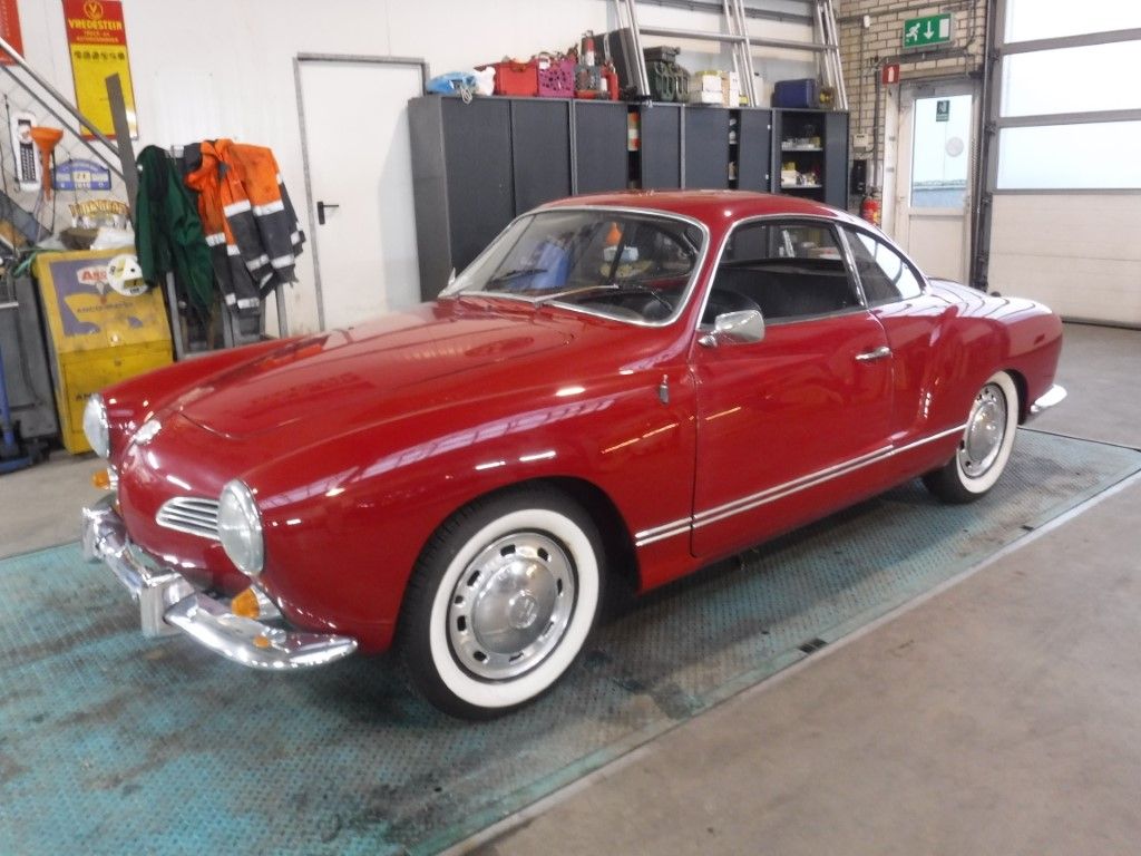 Volkswagen Karmann Ghia for sale | Volkswagen - Karmann Ghia Red - Image 3